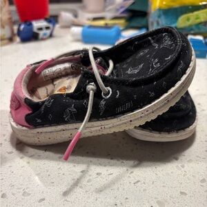 Hey Dude Kids Black and Pink Sneakers